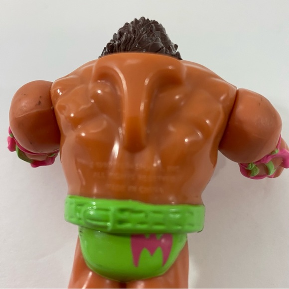 Ultimate warrior 1990 vintage wrestler Hasbro Preowned condition-see pictures - Picture 7 of 9